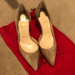 Louboutin suede dorsay pump 70mm NEVER WORN!!!
